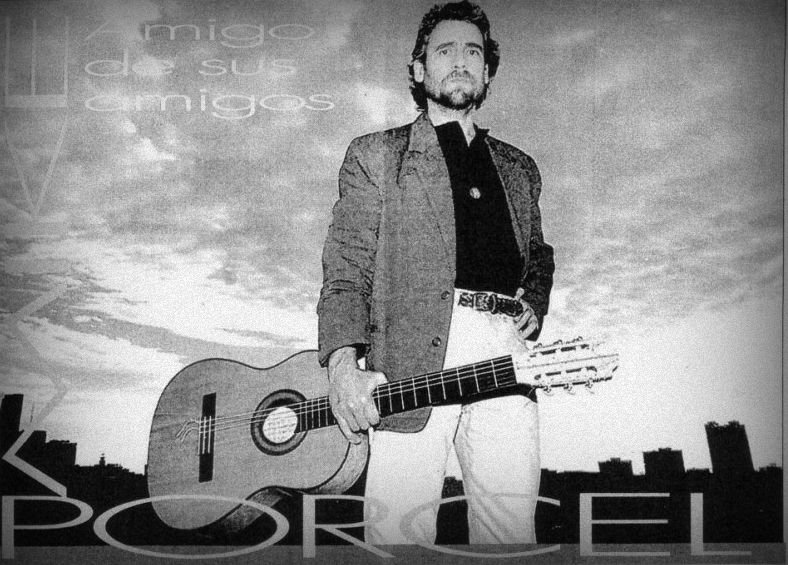 mike porcel con guitarra 1994